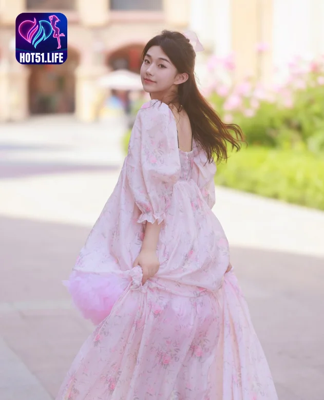 Nữ Thần Pei Tong Xue: Hòa Mình Trong Sắc Đẹp Trên Hot51 Live - Sự Lôi Cuốn Của Một Nghệ Sĩ Gái Xinh . Beauty girl Angel 1 - Hot51 Pei Tong Xue-Hot51